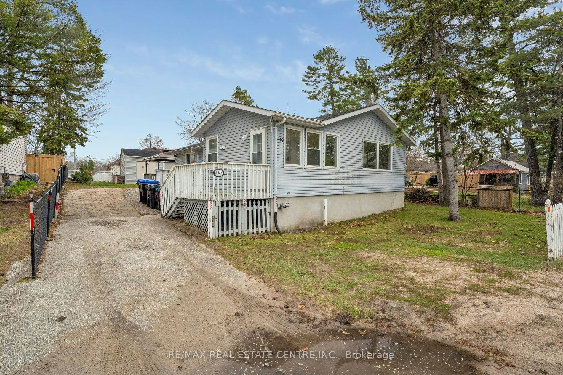 449 Mosley Street, Wasaga Beach, ON, L9Z 2J4