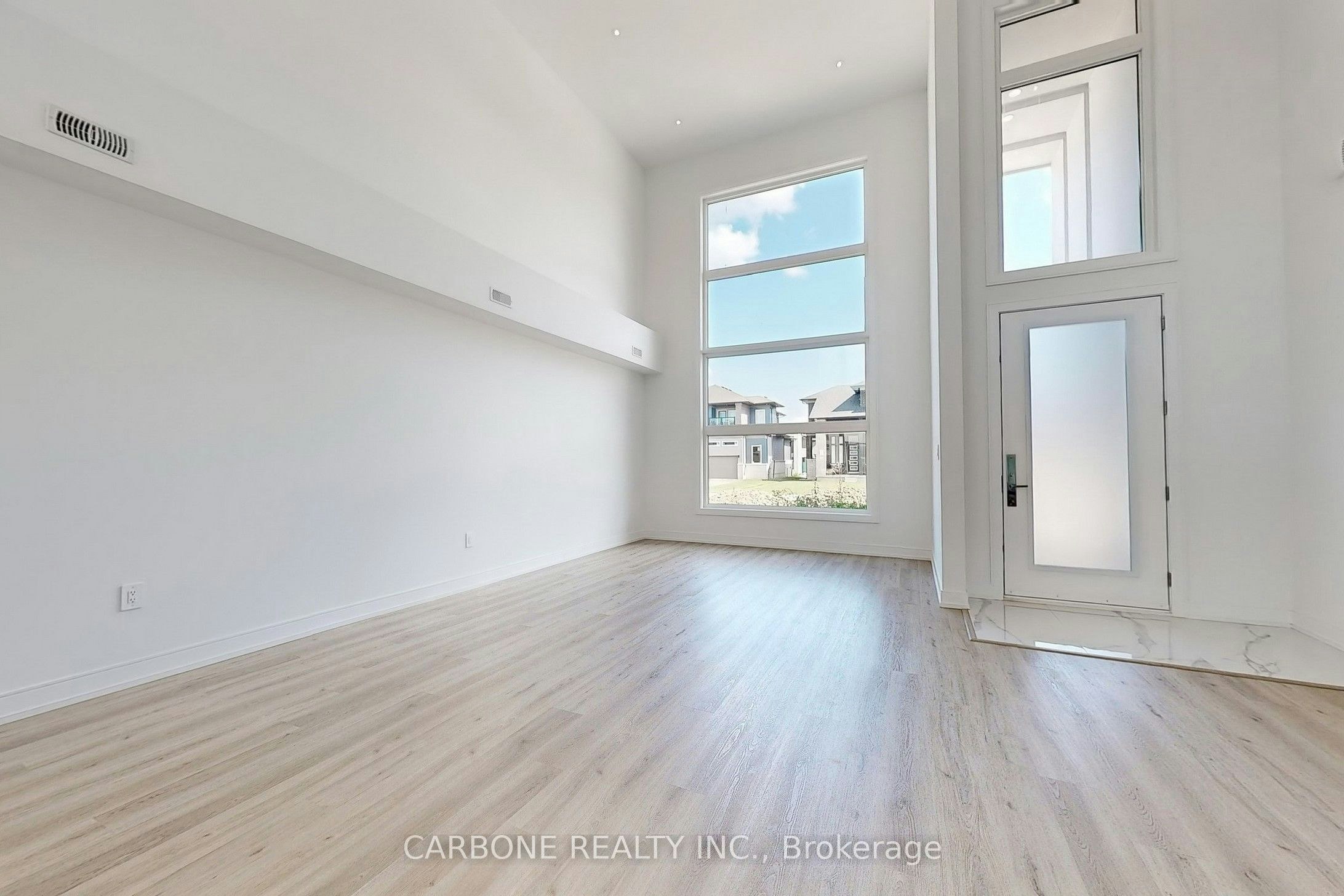 3779 Sunbank Crescent, Severn, ON, L3V 6H3 - 3