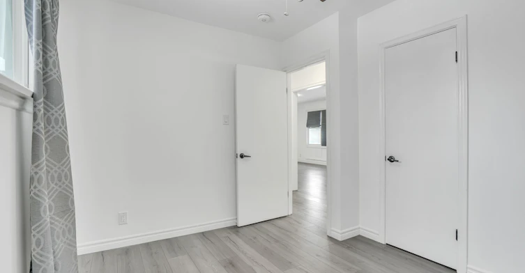 212 Little Avenue, Barrie, ON, L4N 6L1 - 10