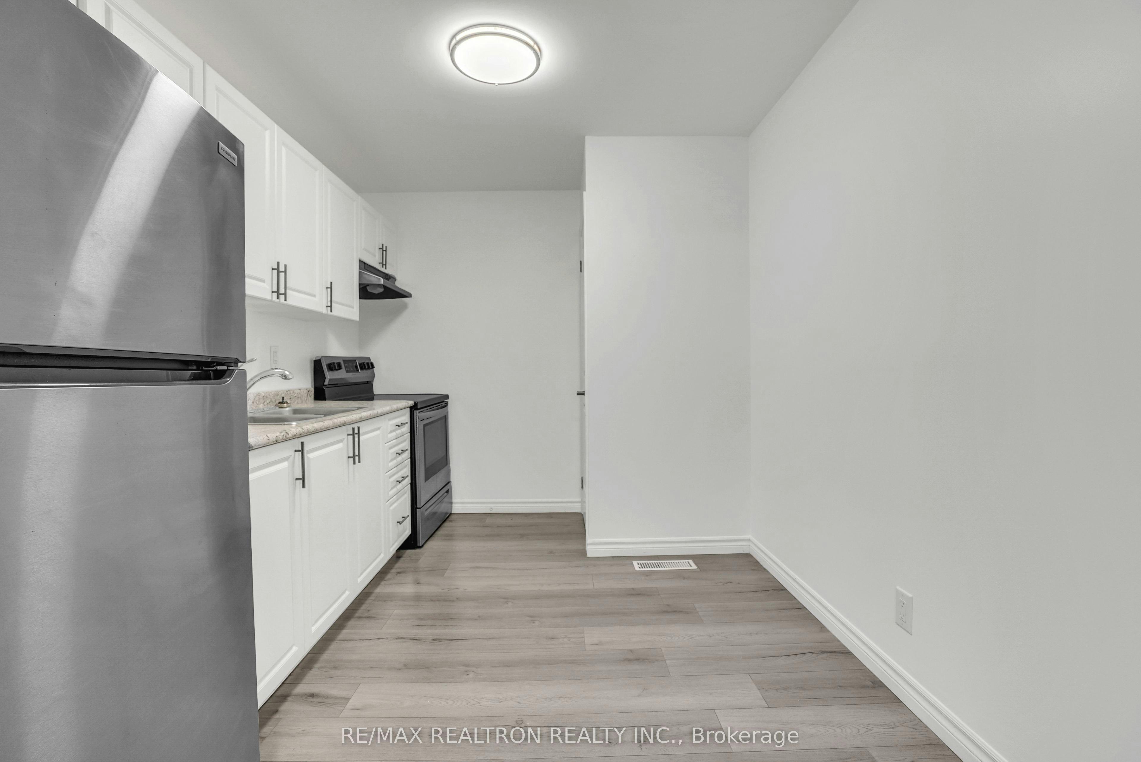 212 Little Avenue, Barrie, ON, L4N 6L1 - 7