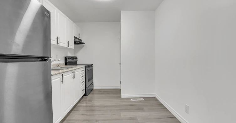 212 Little Avenue, Barrie, ON, L4N 6L1 - 7