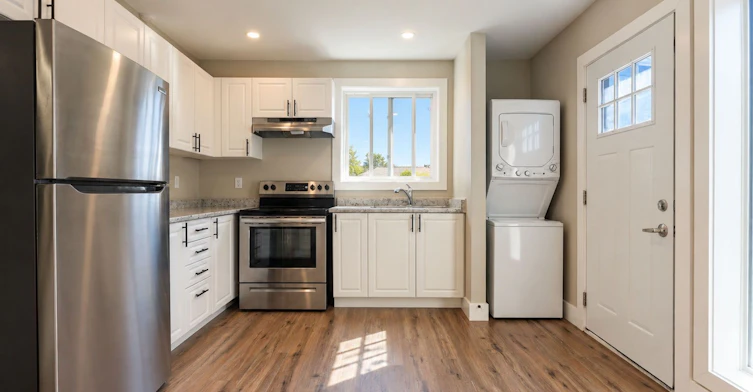 212 Little Avenue, Barrie, ON, L4N 6L1 - 6
