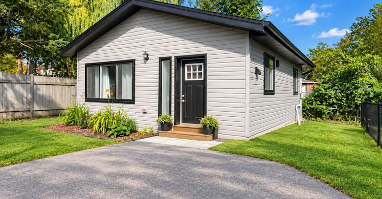 212 Little Avenue, Barrie, ON, L4N 6L1