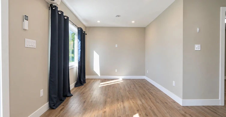 212 Little Avenue, Barrie, ON, L4N 6L1 - 4