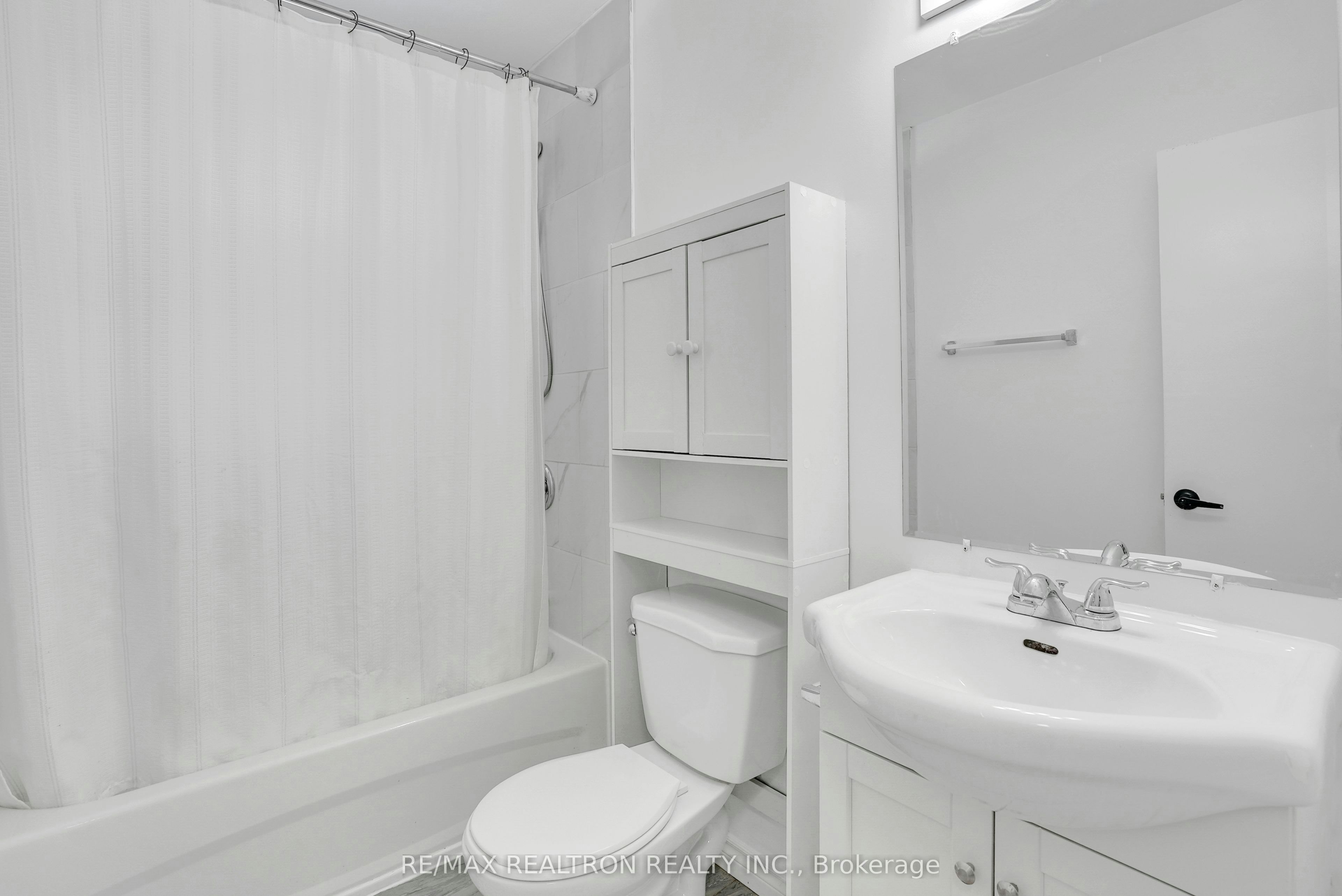 212 Little Avenue, Barrie, ON, L4N 6L1 - 8