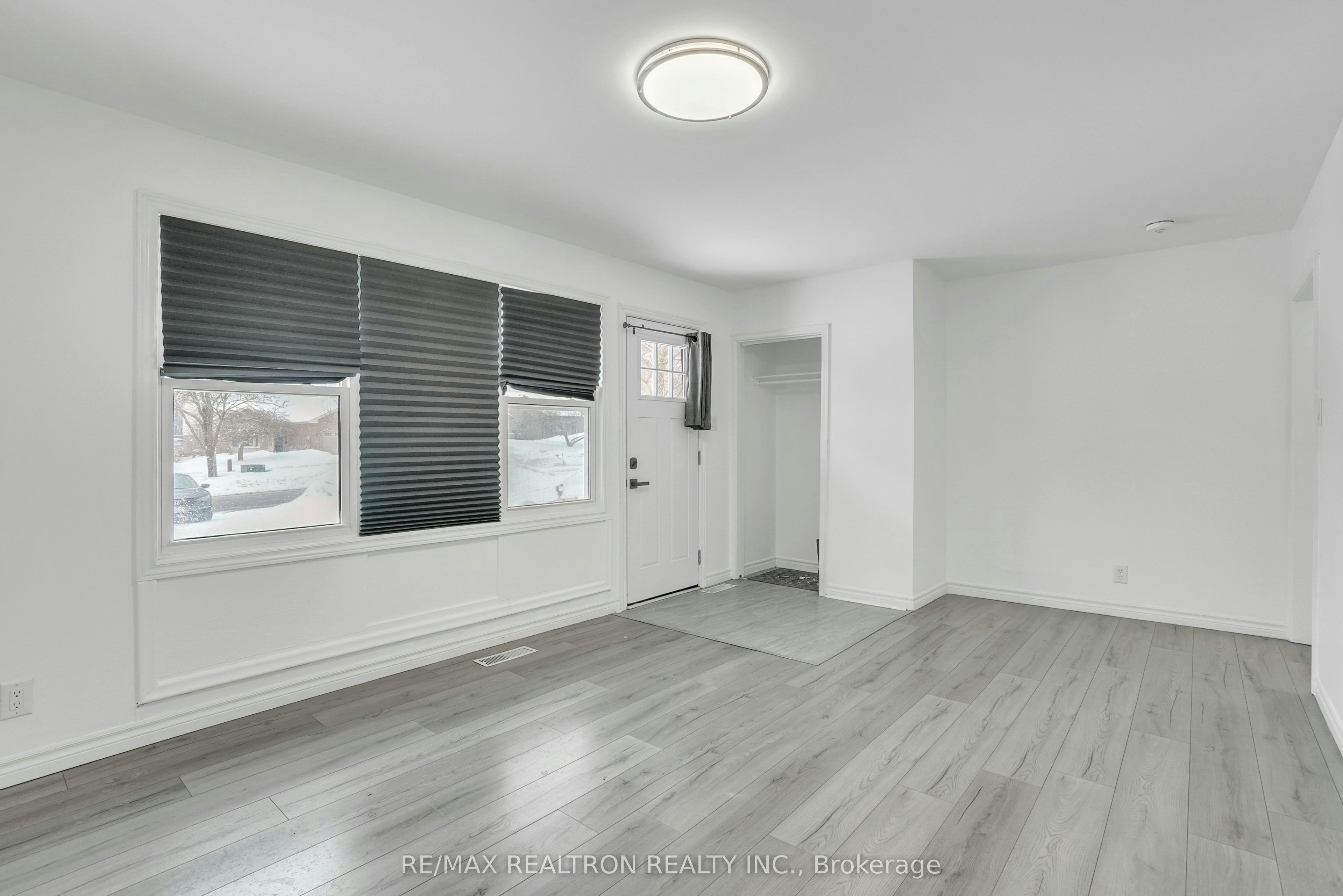 212 Little Avenue, Barrie, ON, L4N 6L1 - 3