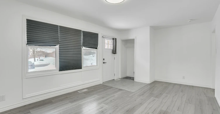 212 Little Avenue, Barrie, ON, L4N 6L1 - 3