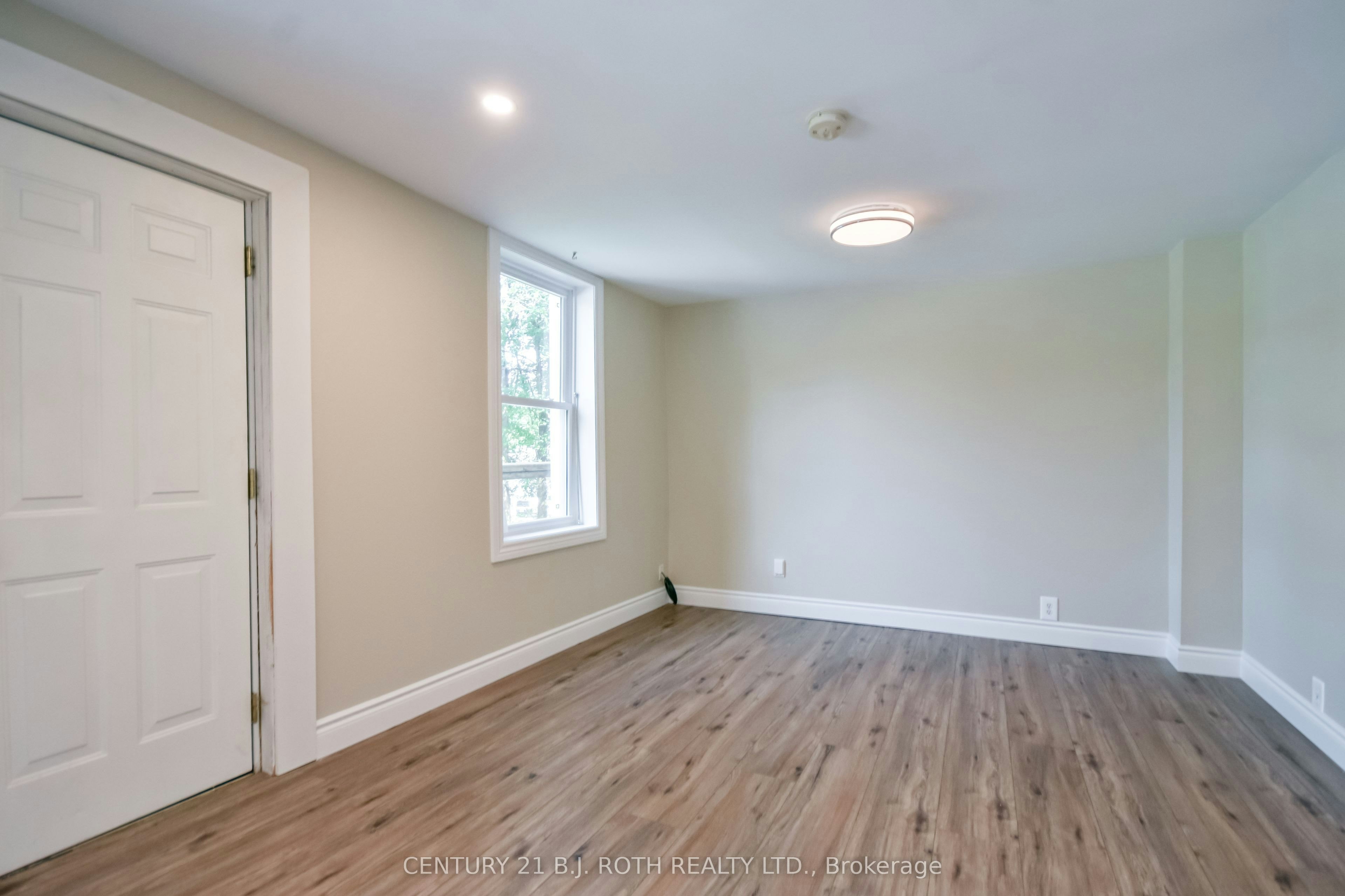 105 Westmount Drive S, Orillia, ON, L3V 6E2 - 6