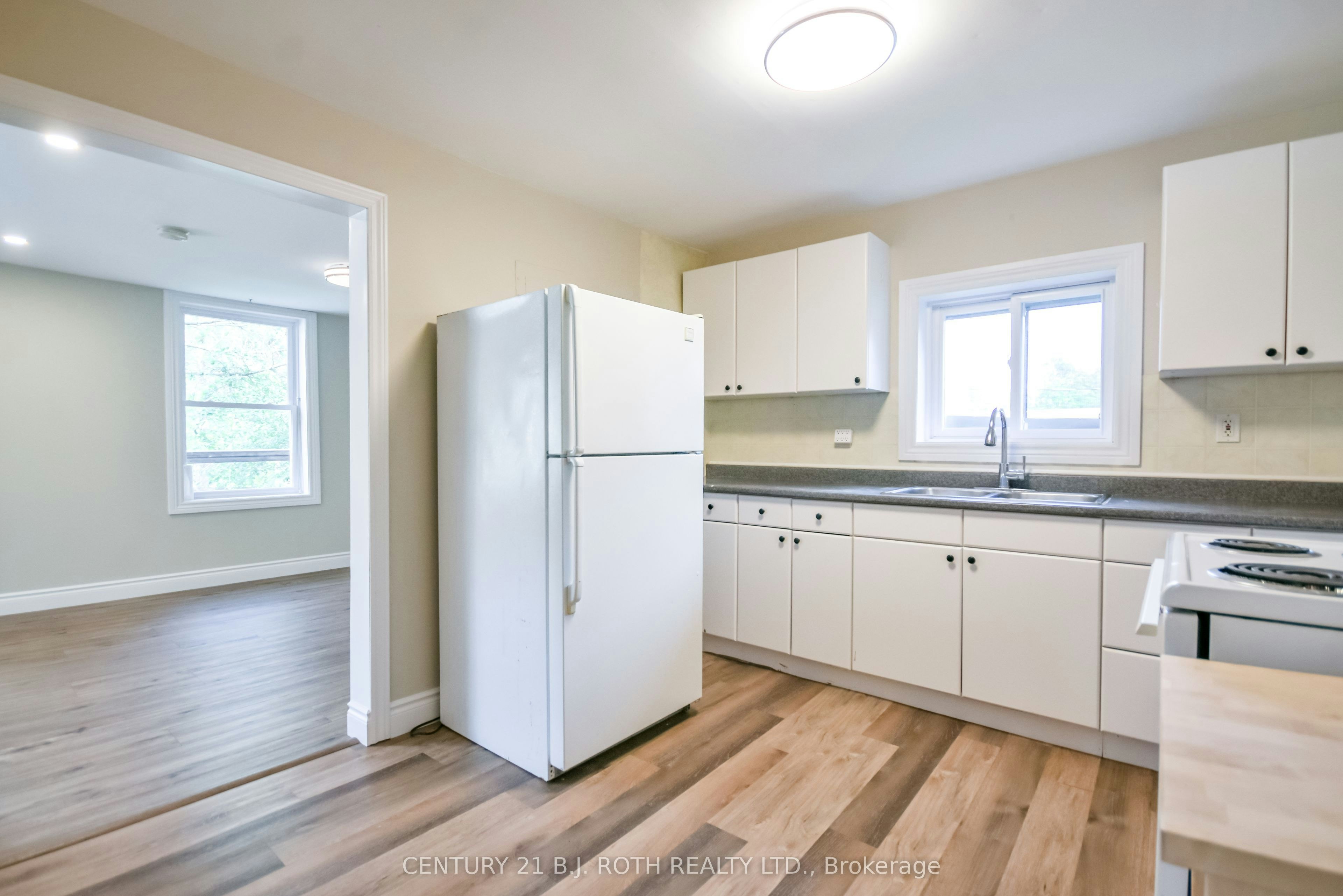105 Westmount Drive S, Orillia, ON, L3V 6E2 - 8