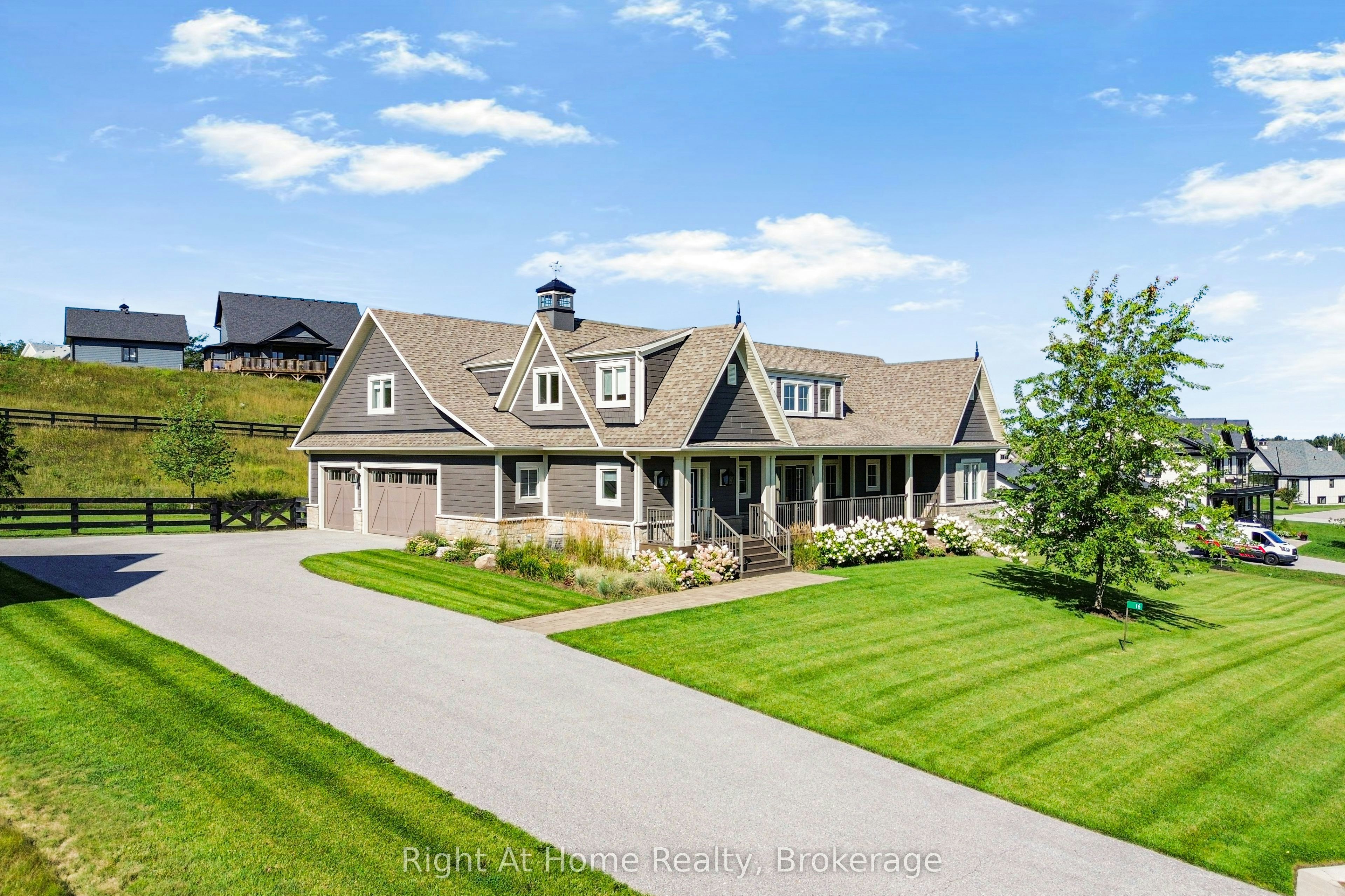 16 Gelderland Crescent, Oro-Medonte, ON, L0K 1E0