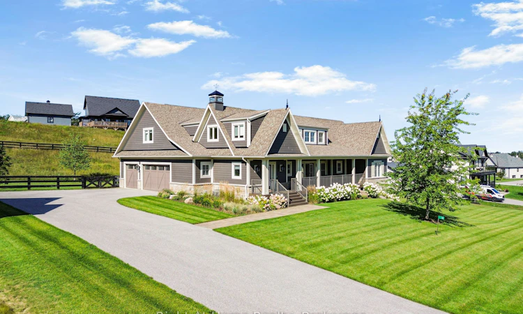16 Gelderland Crescent