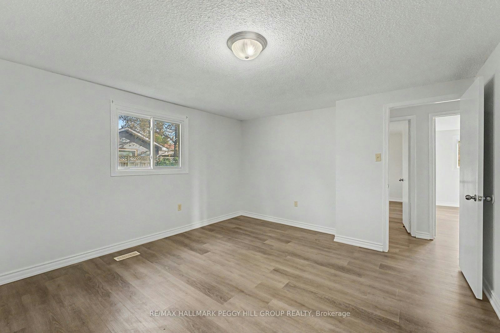 6 Argyle Road, Barrie, ON, L4N 6P9 - 7