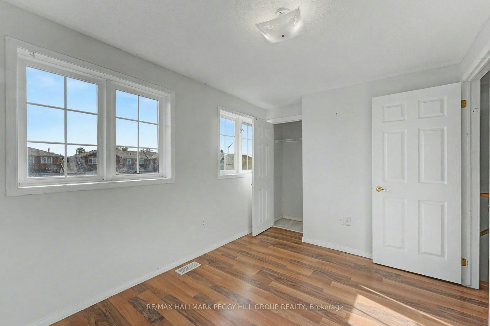 8 Epsom Road, Barrie, ON, L4M 6R7 - 9