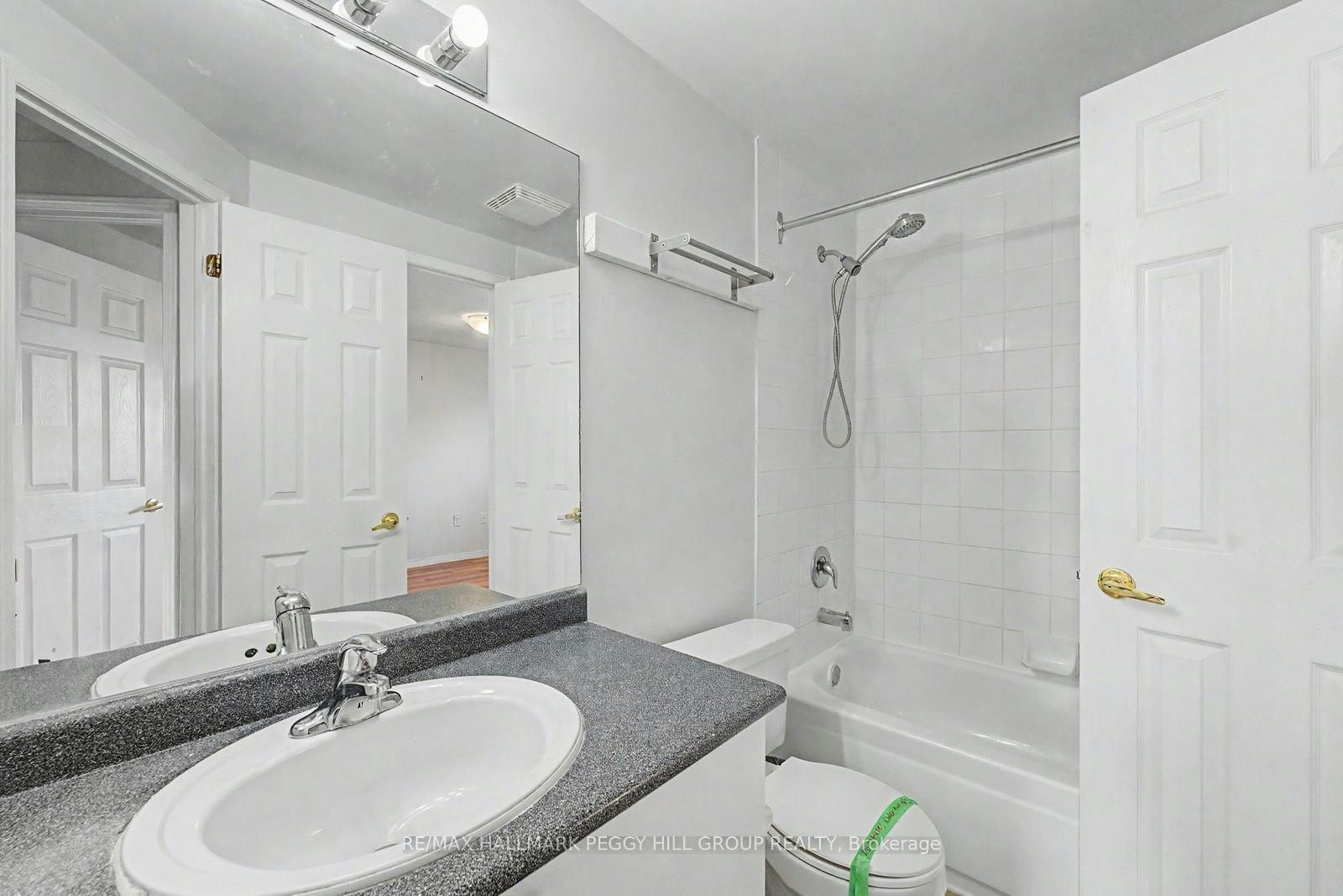 8 Epsom Road, Barrie, ON, L4M 6R7 - 8
