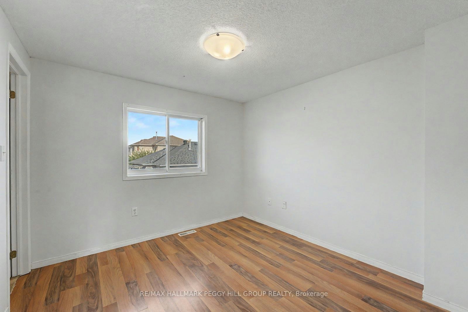 8 Epsom Road, Barrie, ON, L4M 6R7 - 6