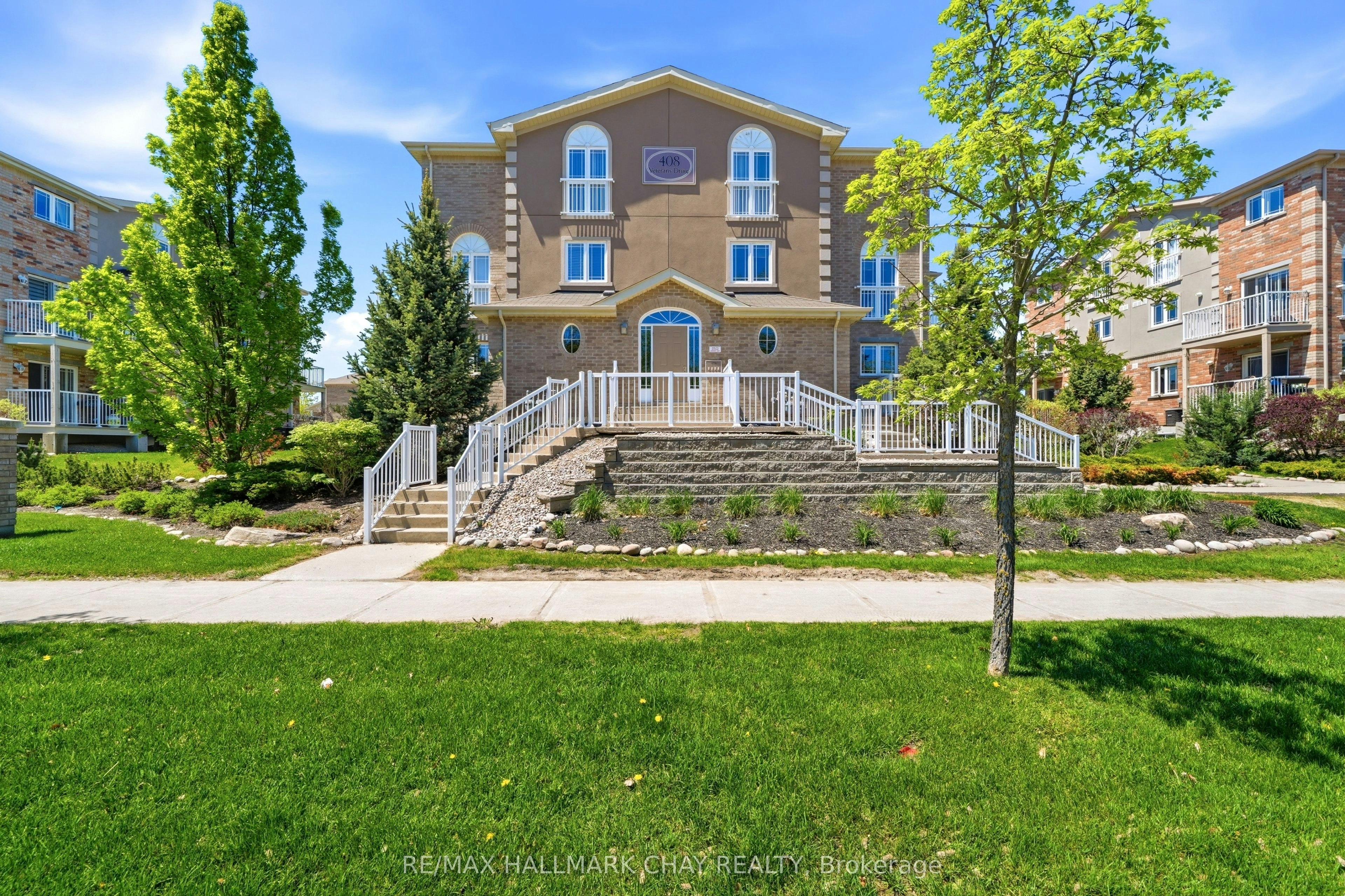 1-408 Veterans Drive, Barrie, ON, L4N 0Z1