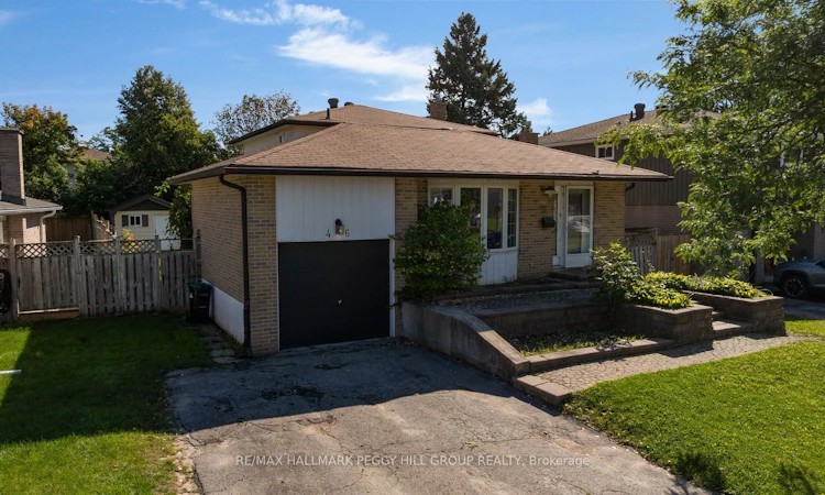 46 College Crescent