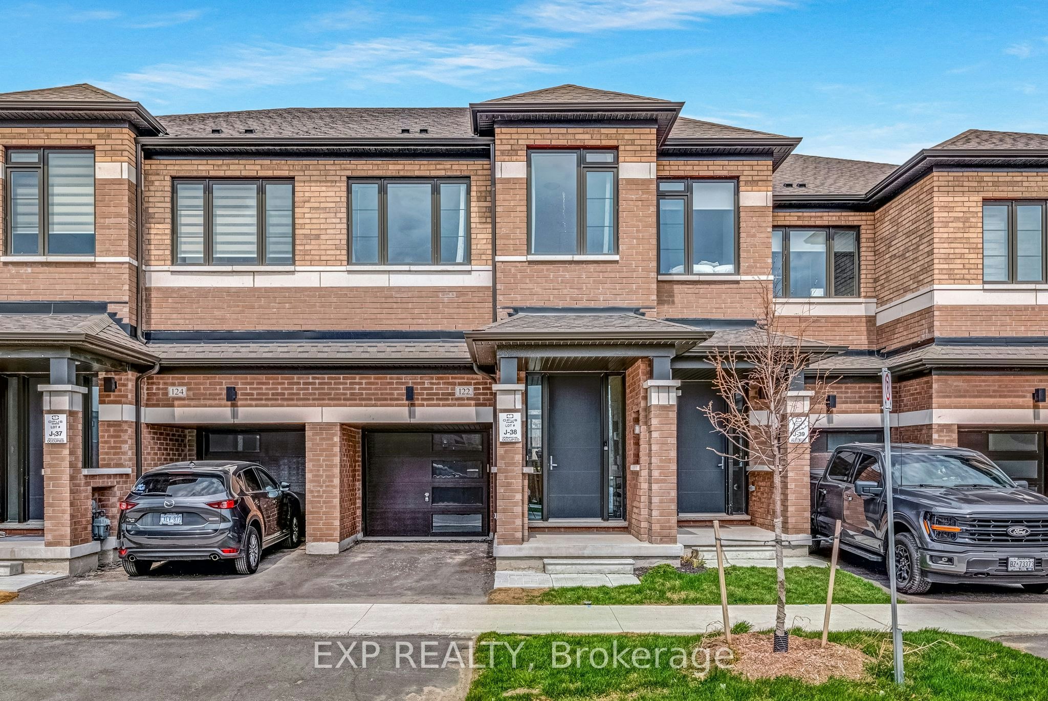 122 Turnberry Lane, Barrie, ON, L9J 0M3