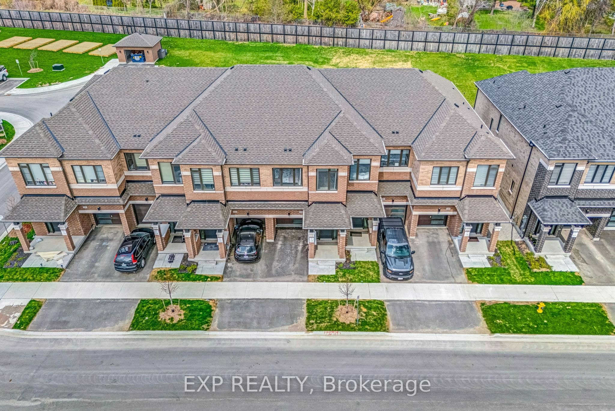 122 Turnberry Lane, Barrie, ON, L9J 0M3