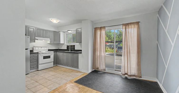 25-275 Blake Street, Barrie, ON, L4M 1K7 - 4