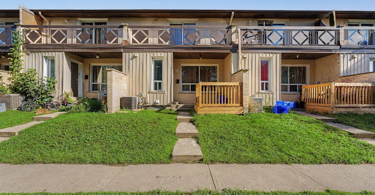 25-275 Blake Street, Barrie, ON, L4M 1K7