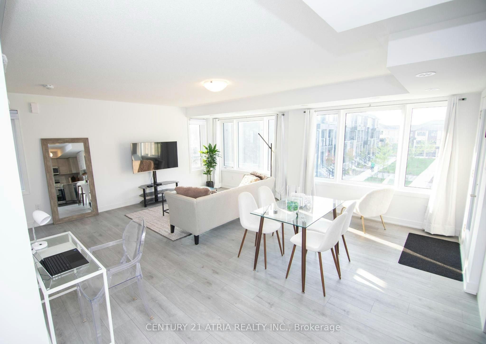 103 Appletree Lane N, Barrie, ON, L9J 0N9 - 9