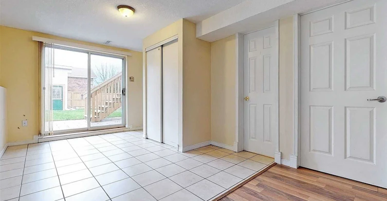 48 Jones Drive, Barrie, ON, L4M 6H7 - 4