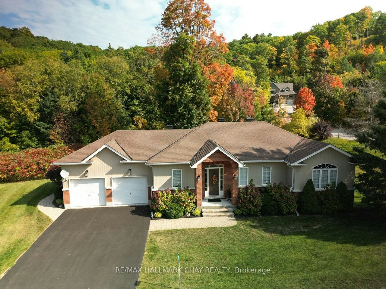 32 Valleycrest Drive, Oro-Medonte, ON, L0L 2L0