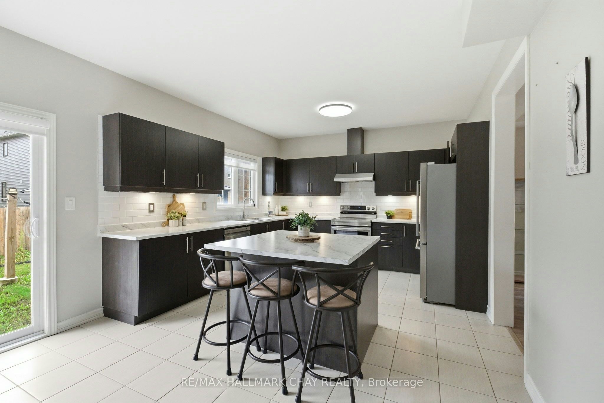 215 Breton Street, Clearview, ON, L0M 1S0