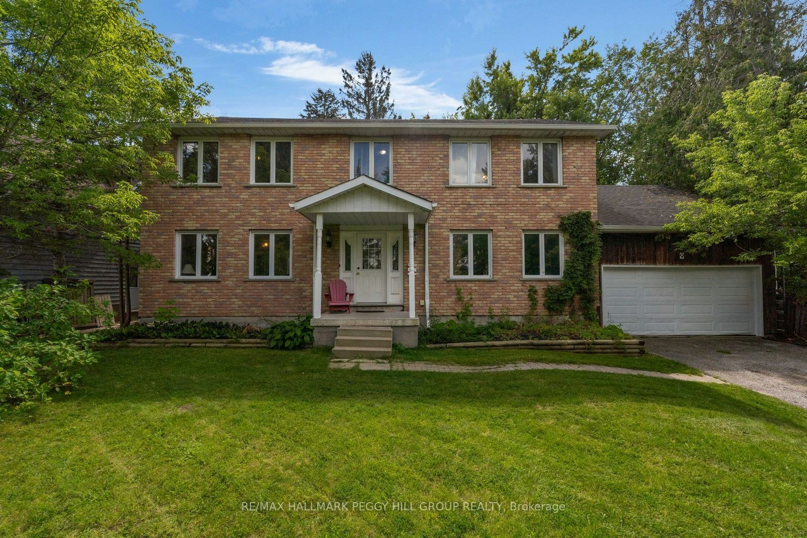 9 Little Lake Drive, Barrie, ON, L4M 7B9