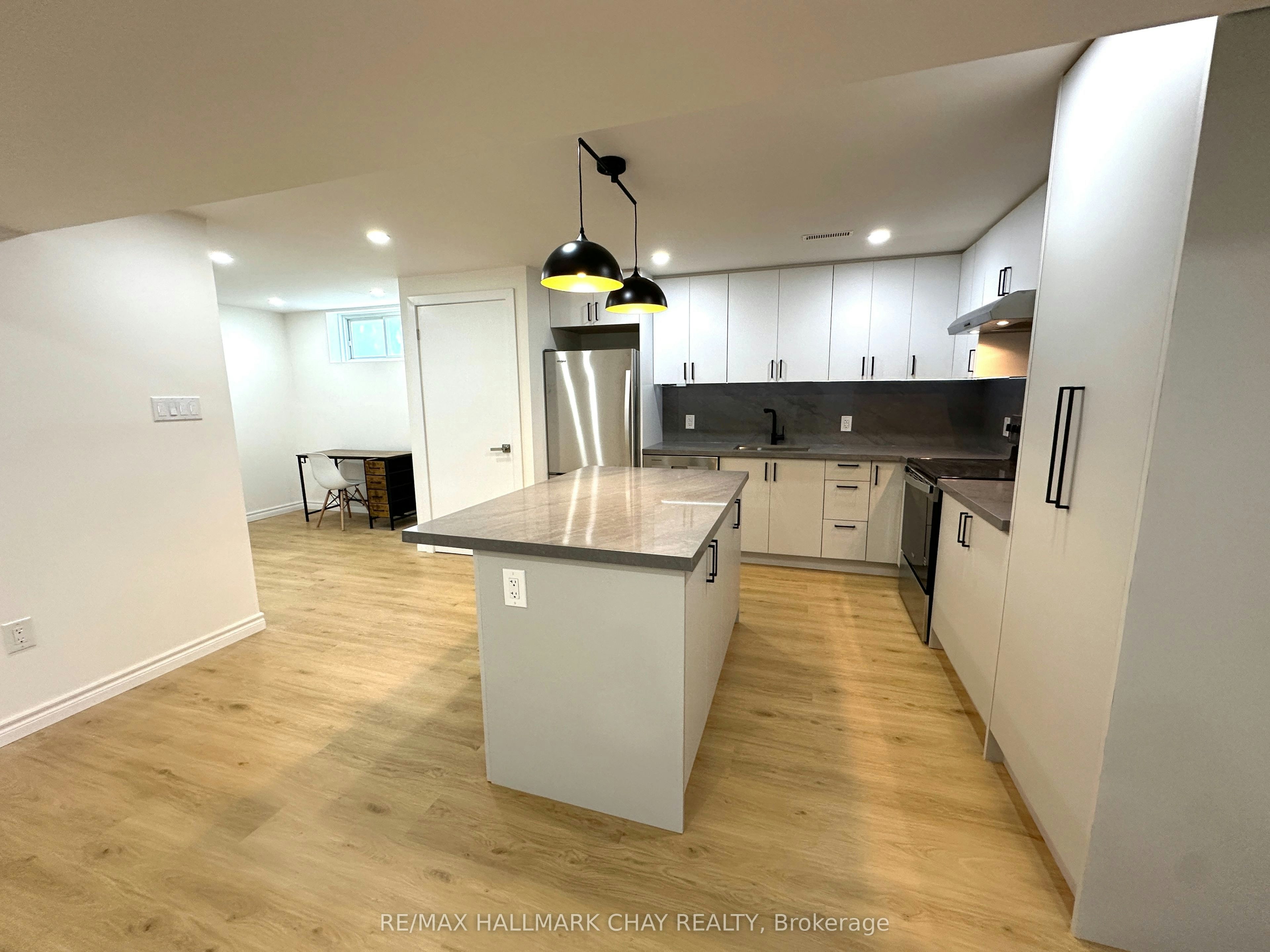 Lower-1 Touchette Drive, Barrie, ON, L4N 7L8 - 11