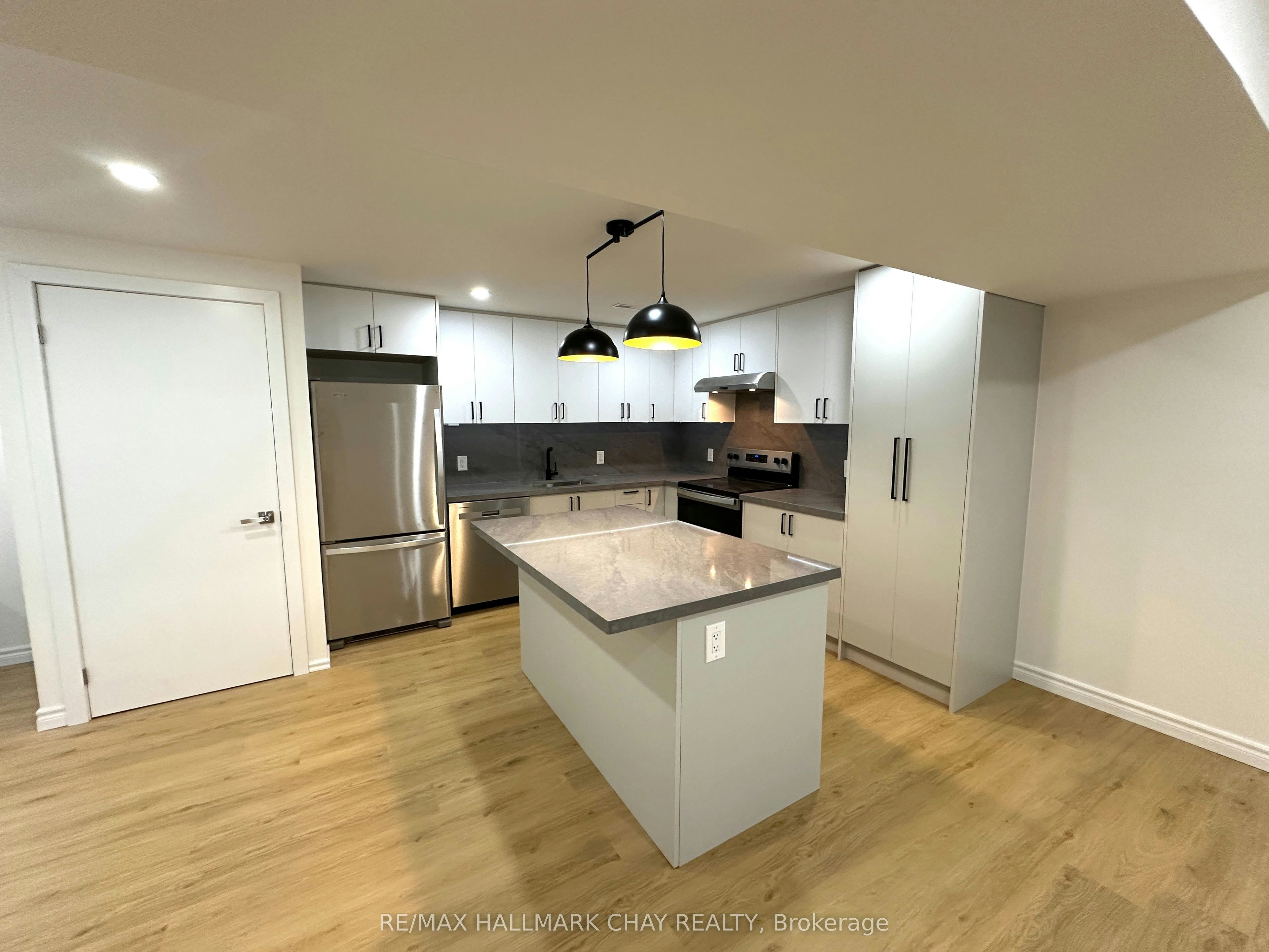 Lower-1 Touchette Drive, Barrie, ON, L4N 7L8 - 6