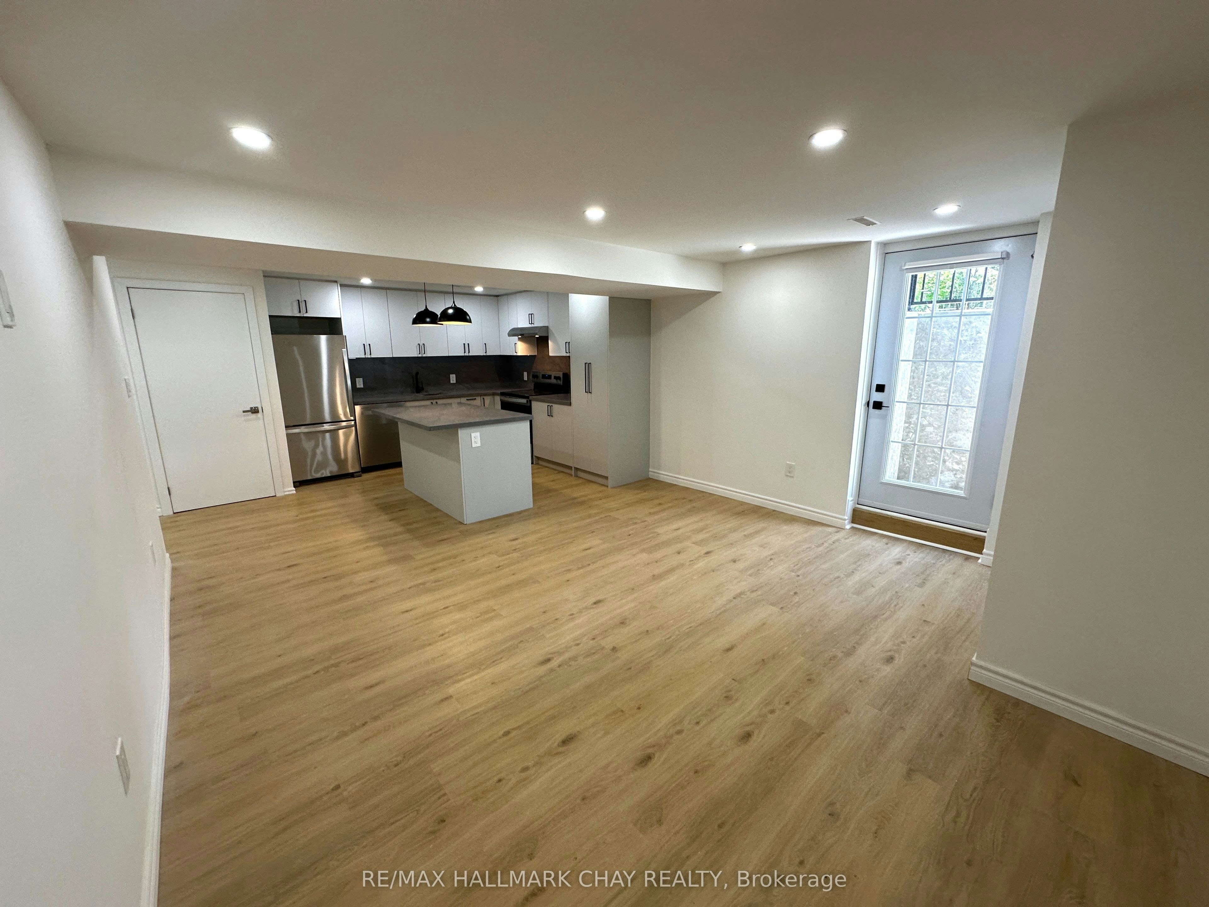Lower-1 Touchette Drive, Barrie, ON, L4N 7L8 - 14