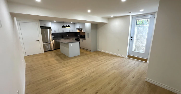 Lower-1 Touchette Drive, Barrie, ON, L4N 7L8 - 14