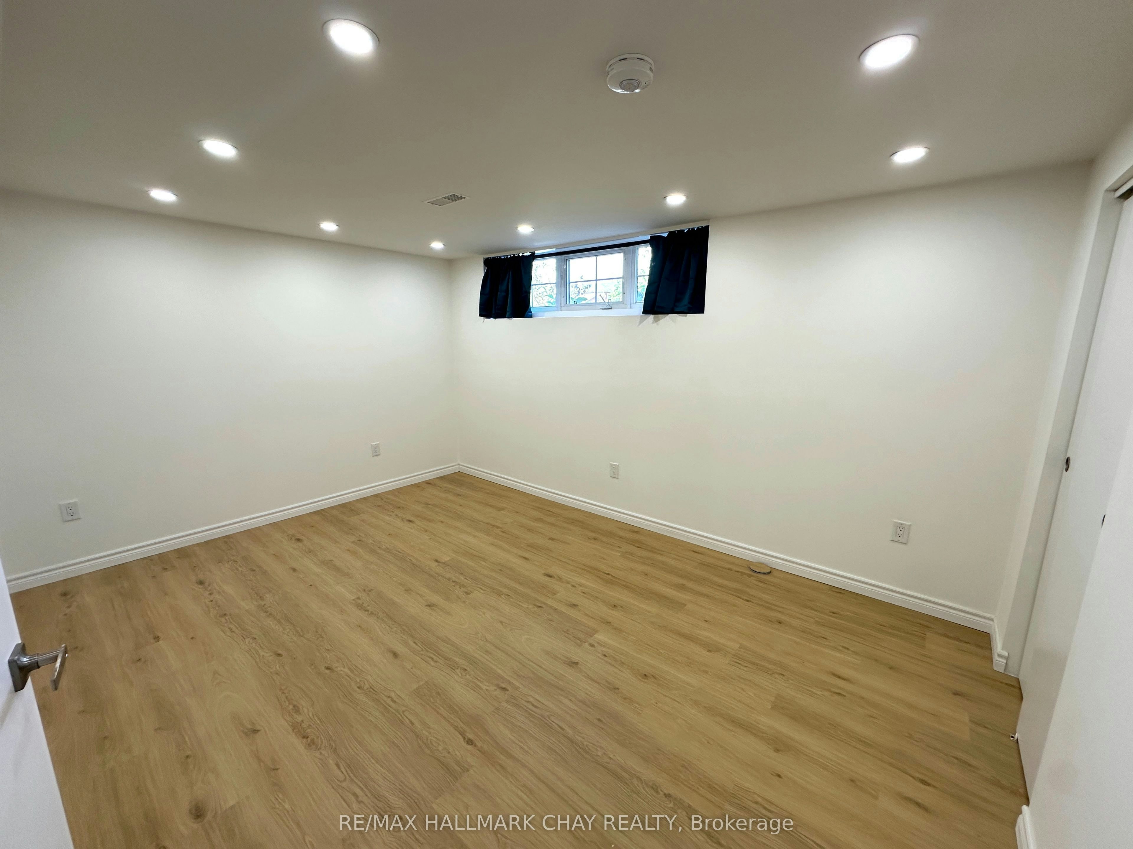 Lower-1 Touchette Drive, Barrie, ON, L4N 7L8 - 22