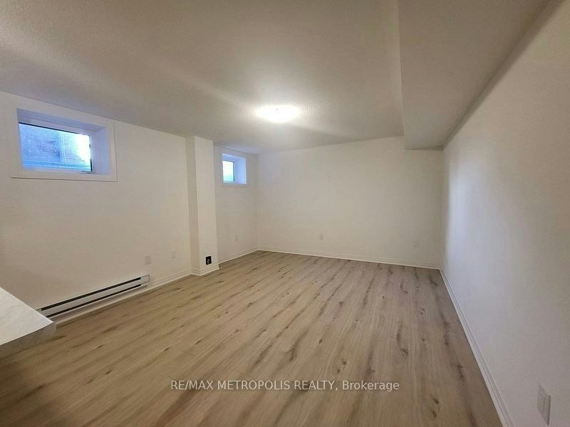 BSMT-31 Shepherd Drive, Barrie, ON, L9J 0K4 - 3