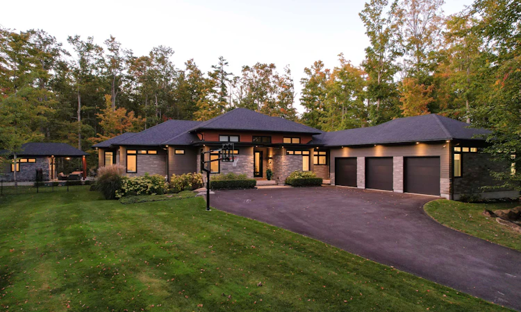 42 Windfield Drive W