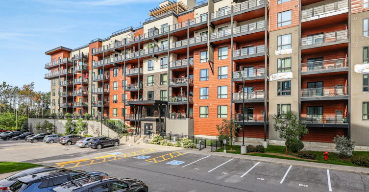 312-302 Essa Road, Barrie, ON, L9J 0H3 - 2