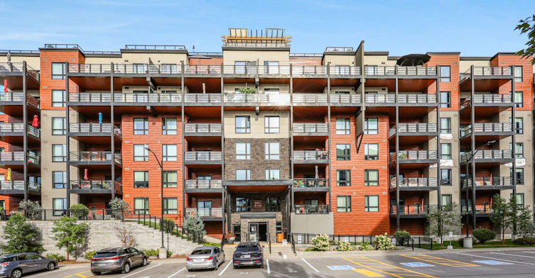 312-302 Essa Road, Barrie, ON, L9J 0H3