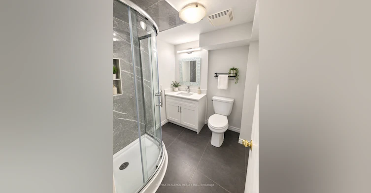 Unit 1-44 Cynthia Court, Barrie, ON, L4M 2X4 - 9