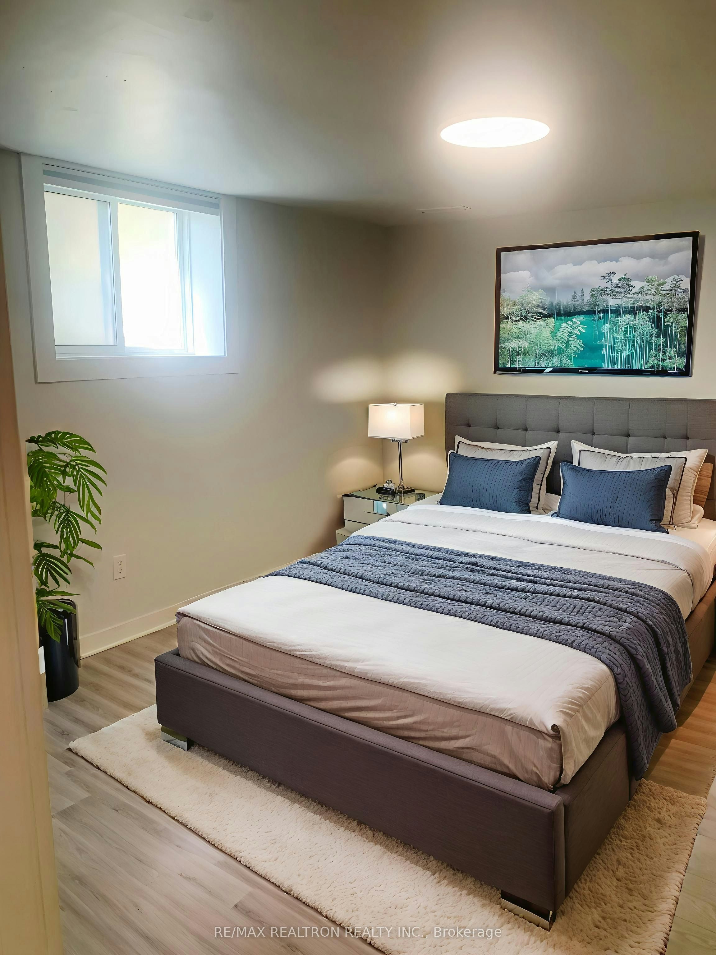 Unit 1-44 Cynthia Court, Barrie, ON, L4M 2X4 - 2