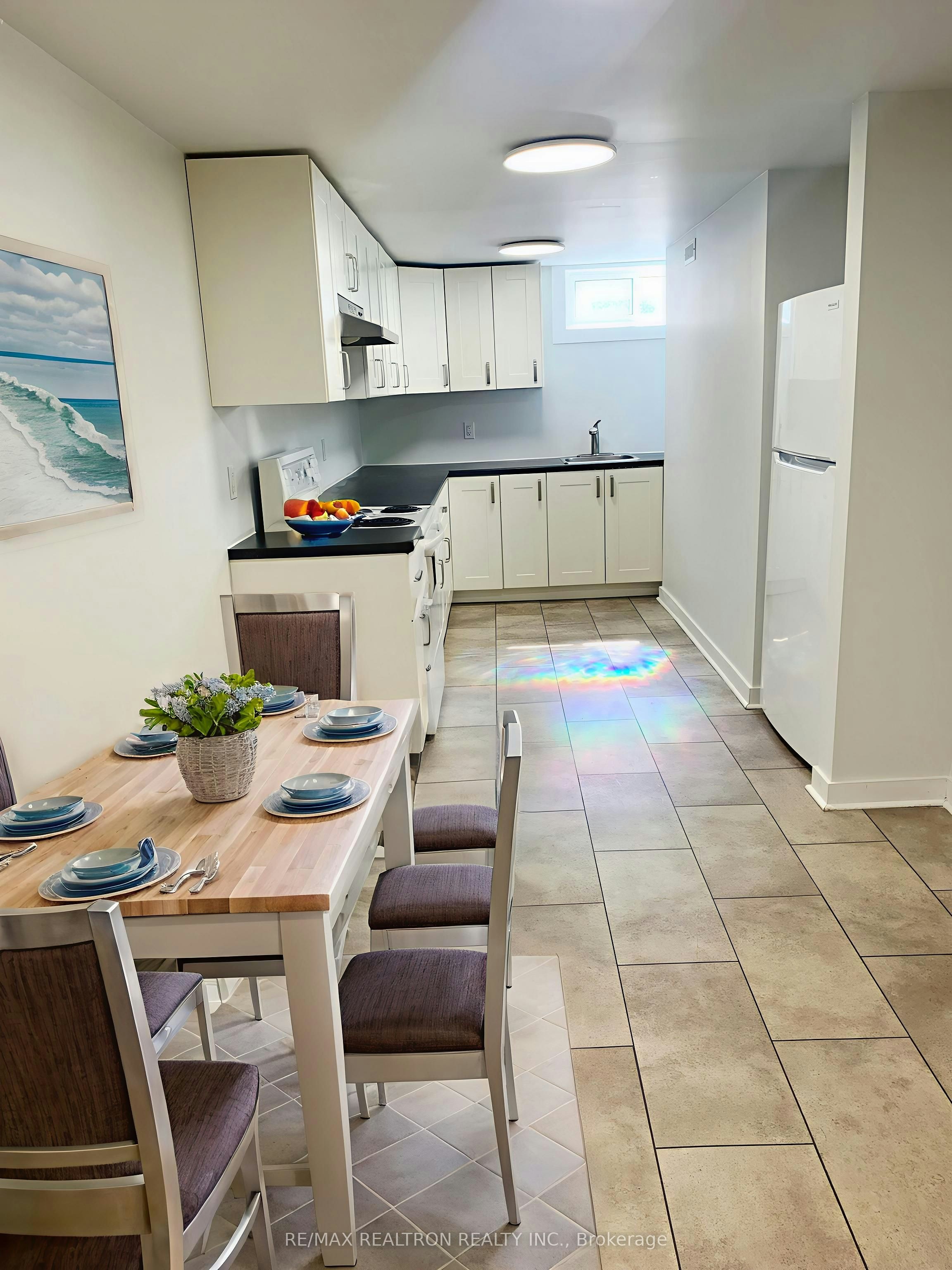 Unit 1-44 Cynthia Court, Barrie, ON, L4M 2X4 - 4