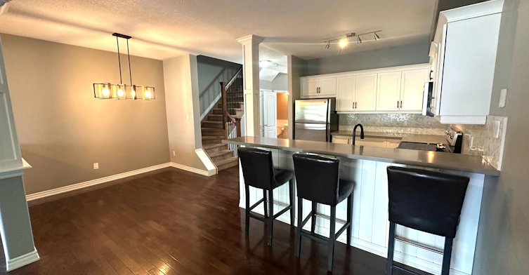 18 Claudio Crescent, Barrie, ON, L4N 6L5 - 9