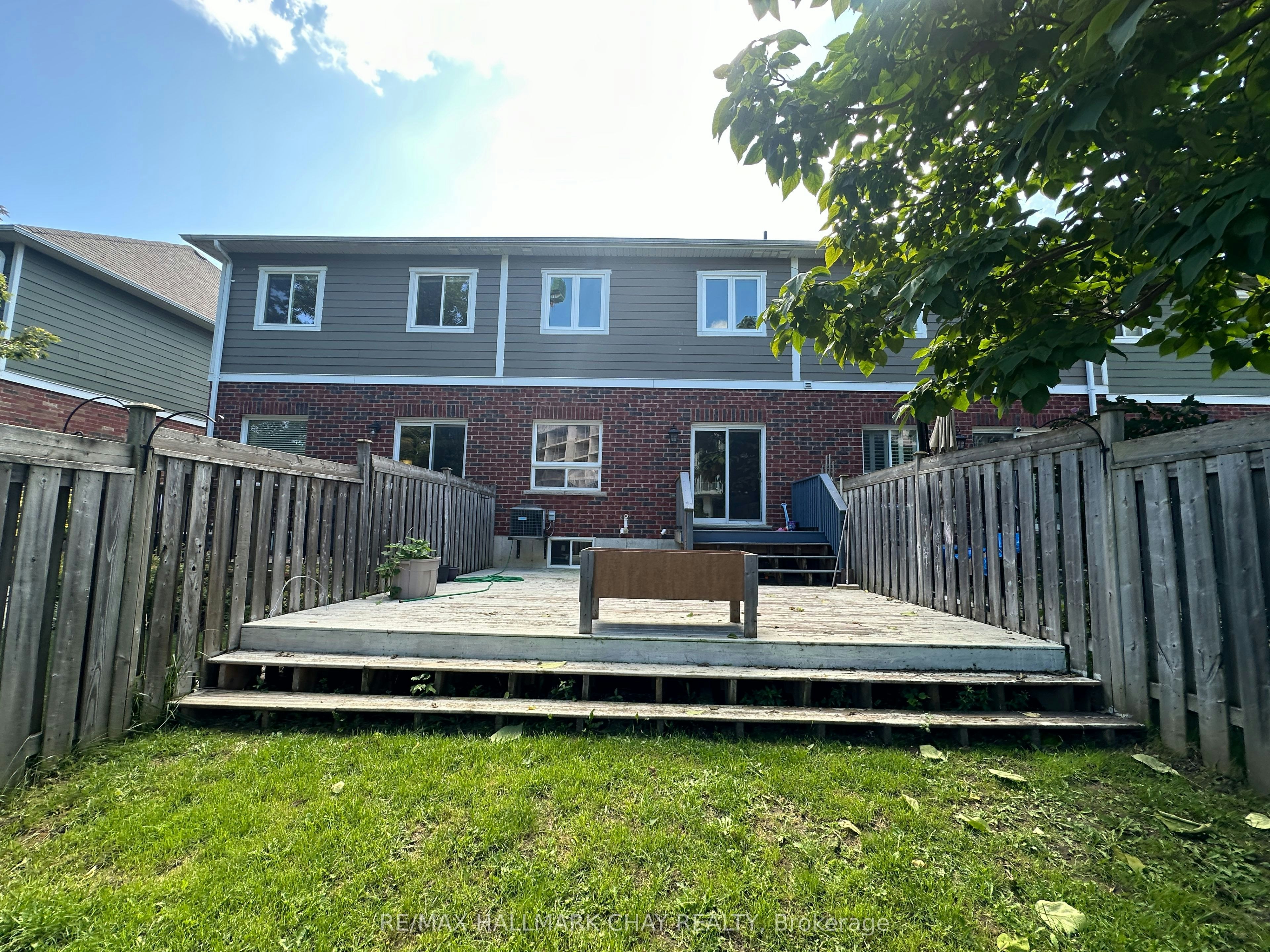 18 Claudio Crescent, Barrie, ON, L4N 6L5 - 24