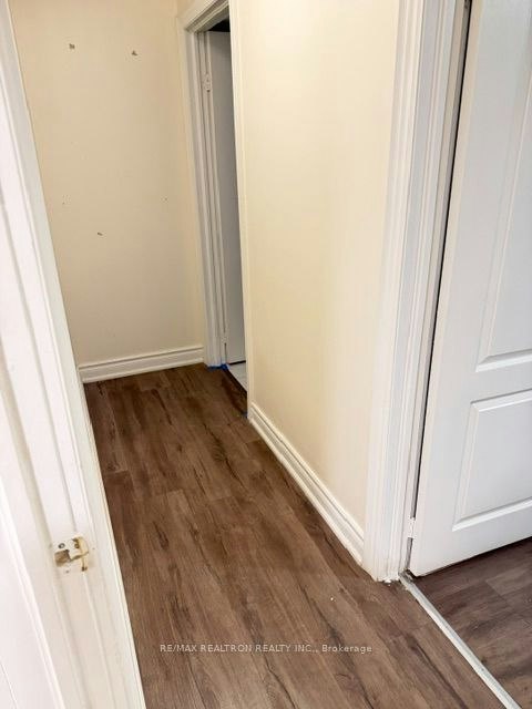 76 Larkin Drive, Barrie, ON, L4M 7B4 - 6
