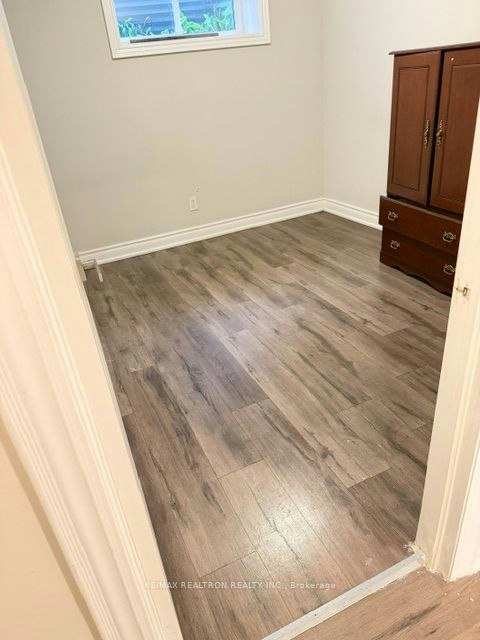 76 Larkin Drive, Barrie, ON, L4M 7B4 - 5