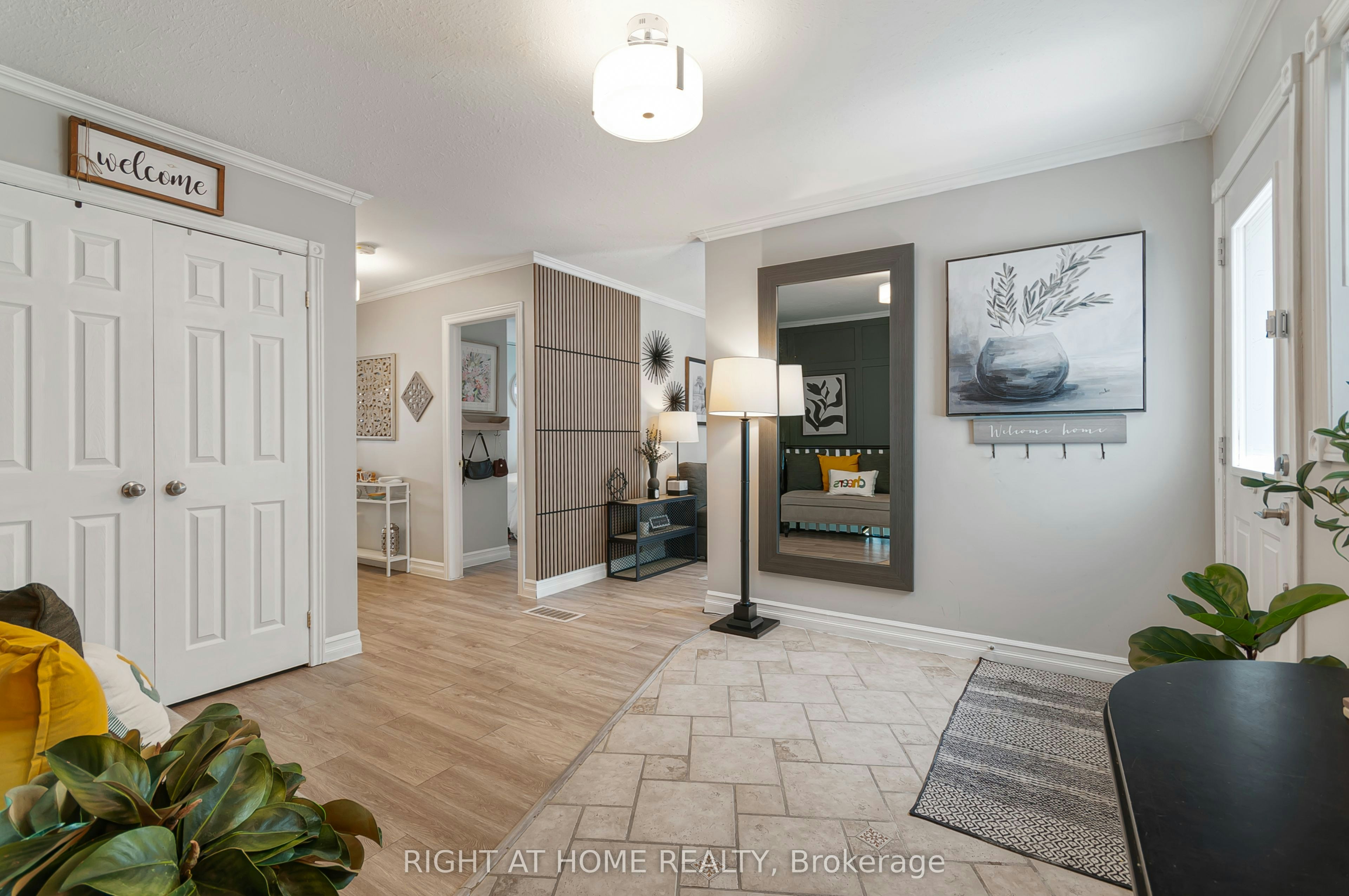 174 Sundew Drive, Barrie, ON, L4N 9N1