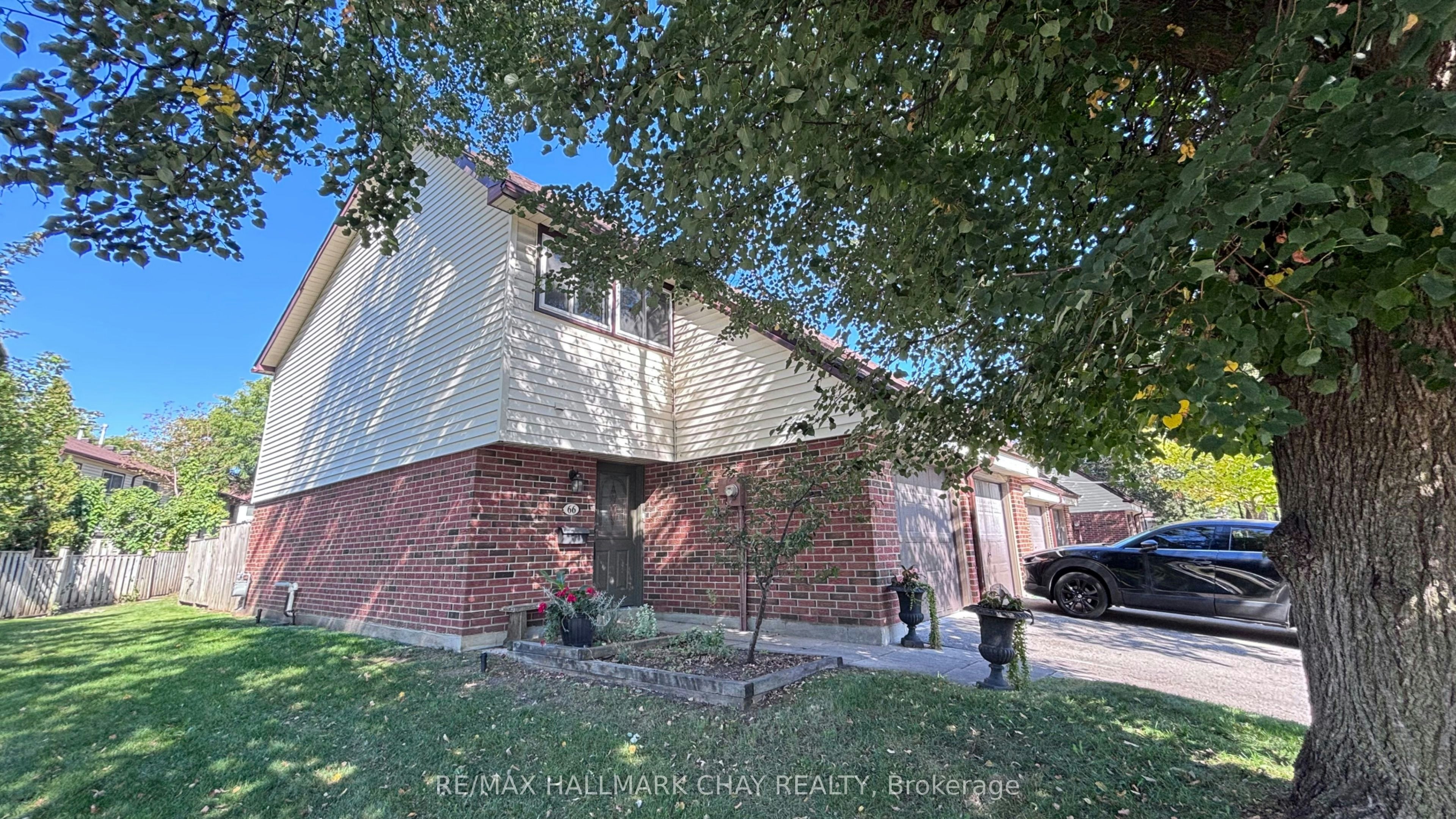 66-28 Donald Street, Barrie, ON, L4N 4S6