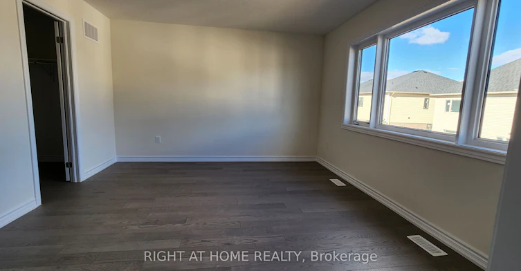 26 Prudhoe Terrace, Barrie, ON, L9J 0W2 - 14