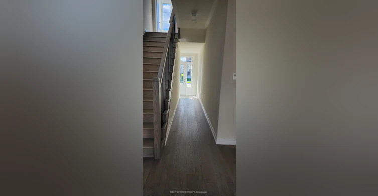 26 Prudhoe Terrace, Barrie, ON, L9J 0W2 - 3
